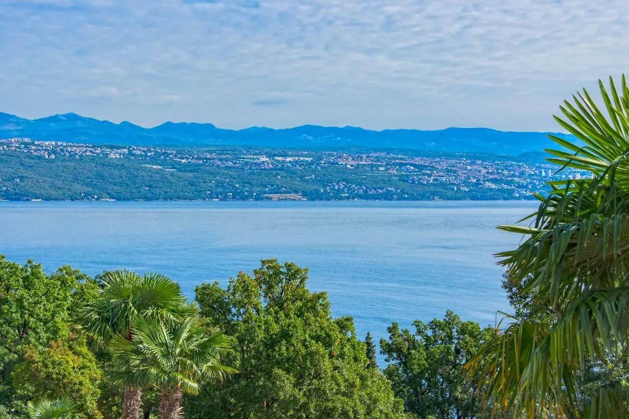 Apartment Stella Opatija 0*,